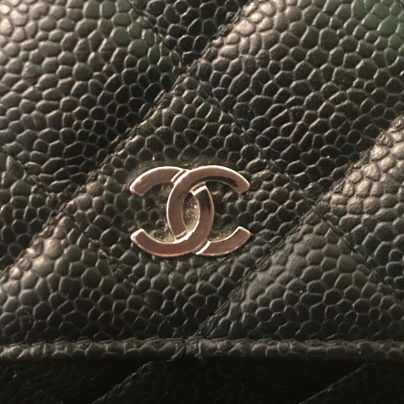 Authentic CHANEL Classic Wallet on Chain (WOC) - Picture 3 of 16